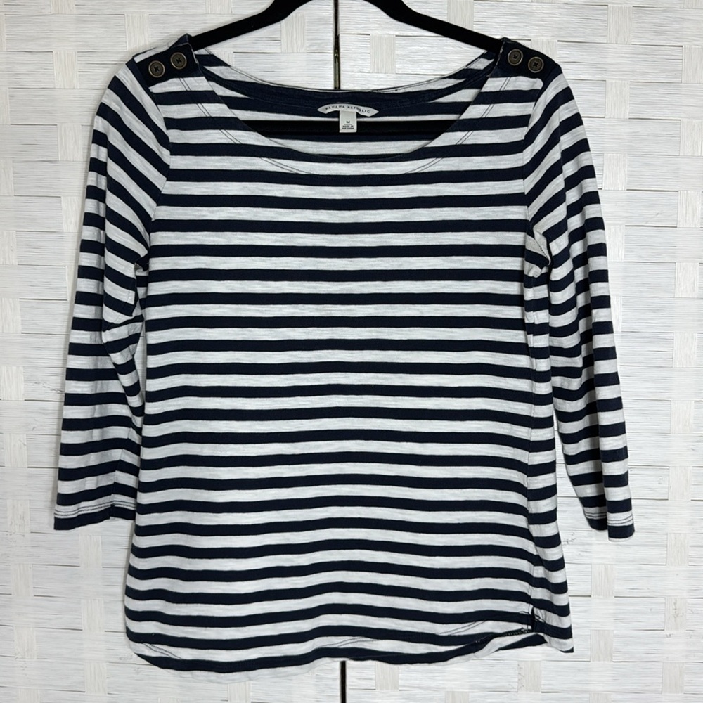 Banana Republic Blue/White Striped Boat Neck w/Button Detail 3/4 Sleeves Size M - Picture 2 of 9
